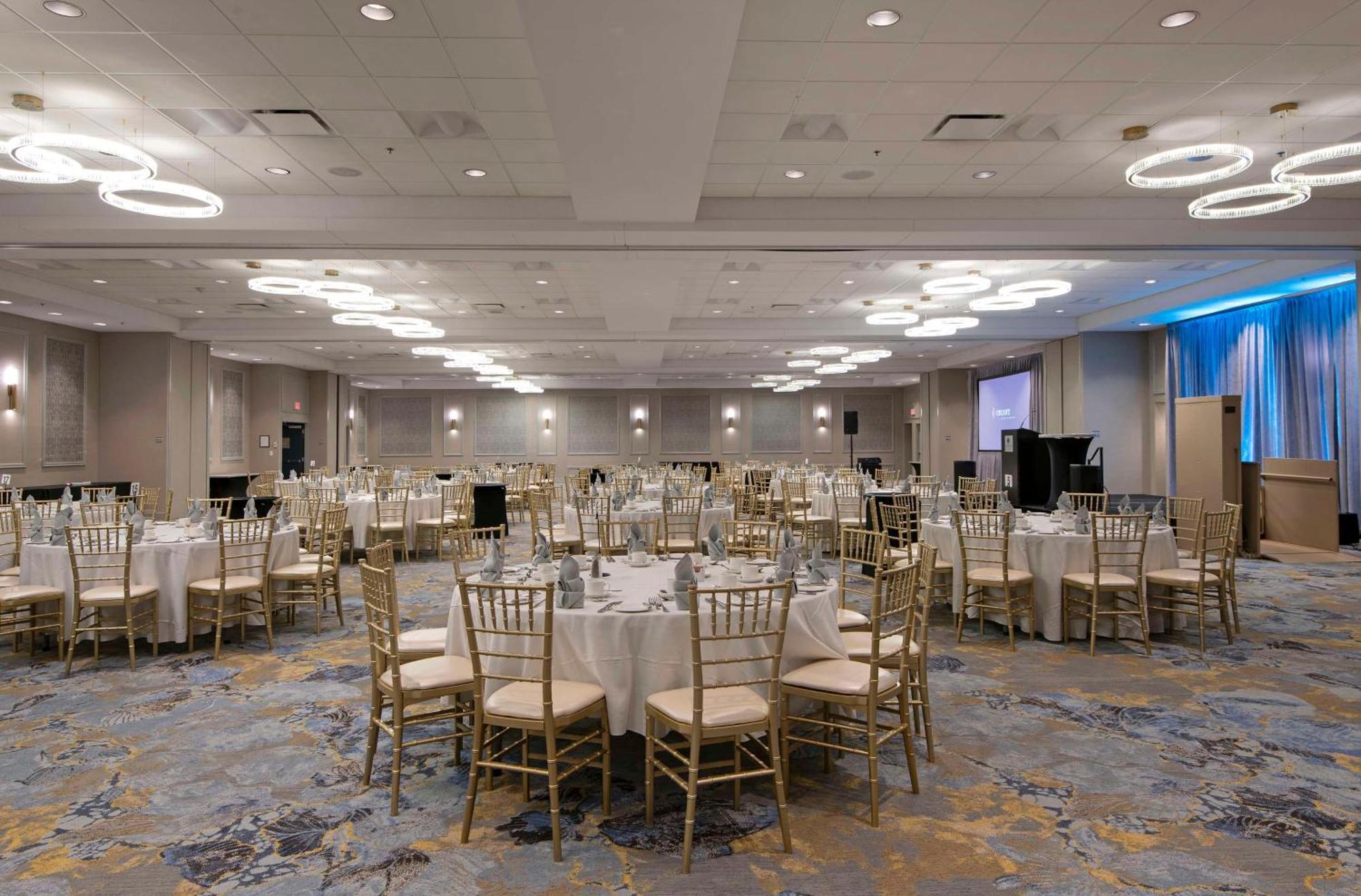 Doubletree By Hilton West Edmonton Hotell Eksteriør bilde