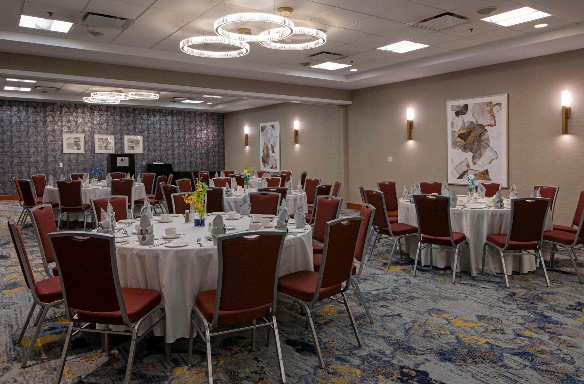 Doubletree By Hilton West Edmonton Hotell Eksteriør bilde