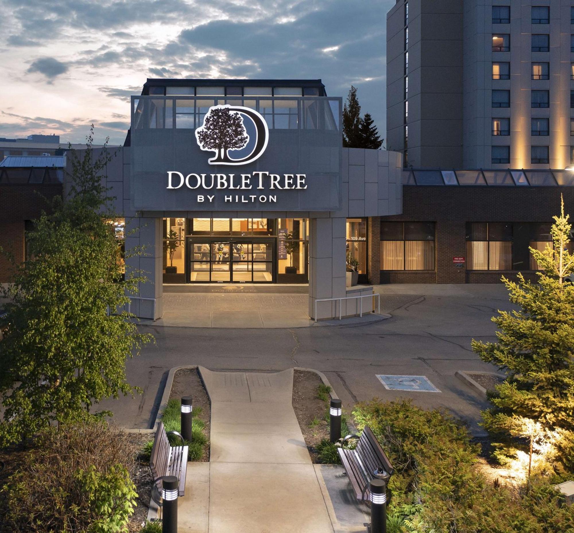 Doubletree By Hilton West Edmonton Hotell Eksteriør bilde